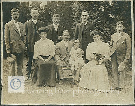 Thomas Lloyd Family